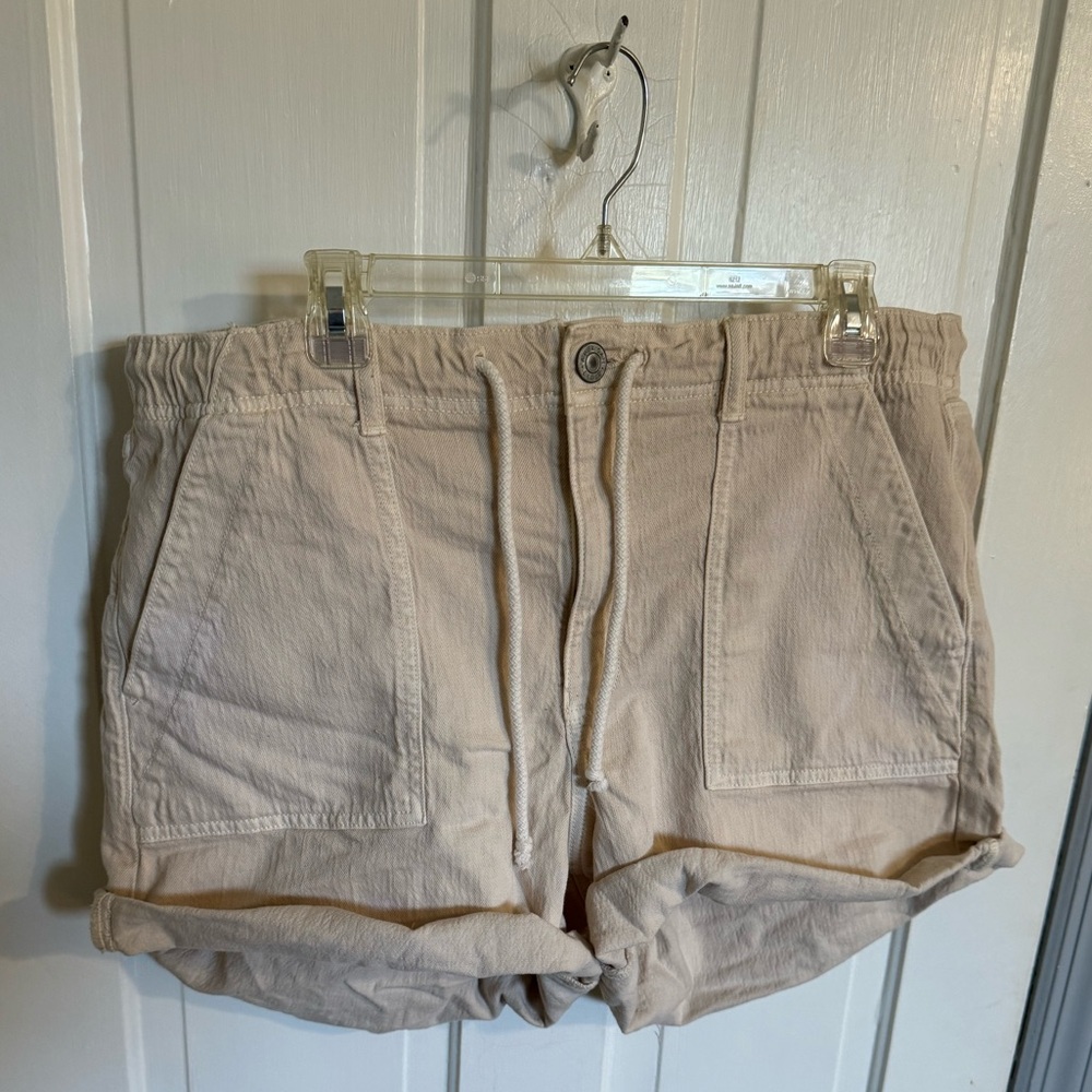 American Eagle Tomgirl Shorts